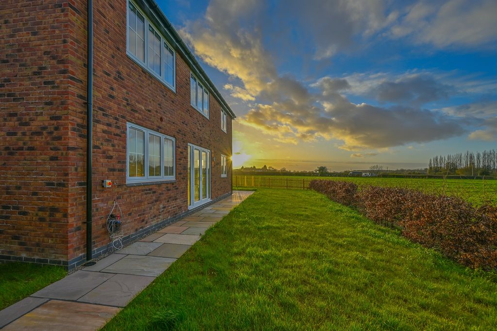 Additional image 27 of 4 bed detached house for saleThe Hawthorns, Scropton, Derby DE65
