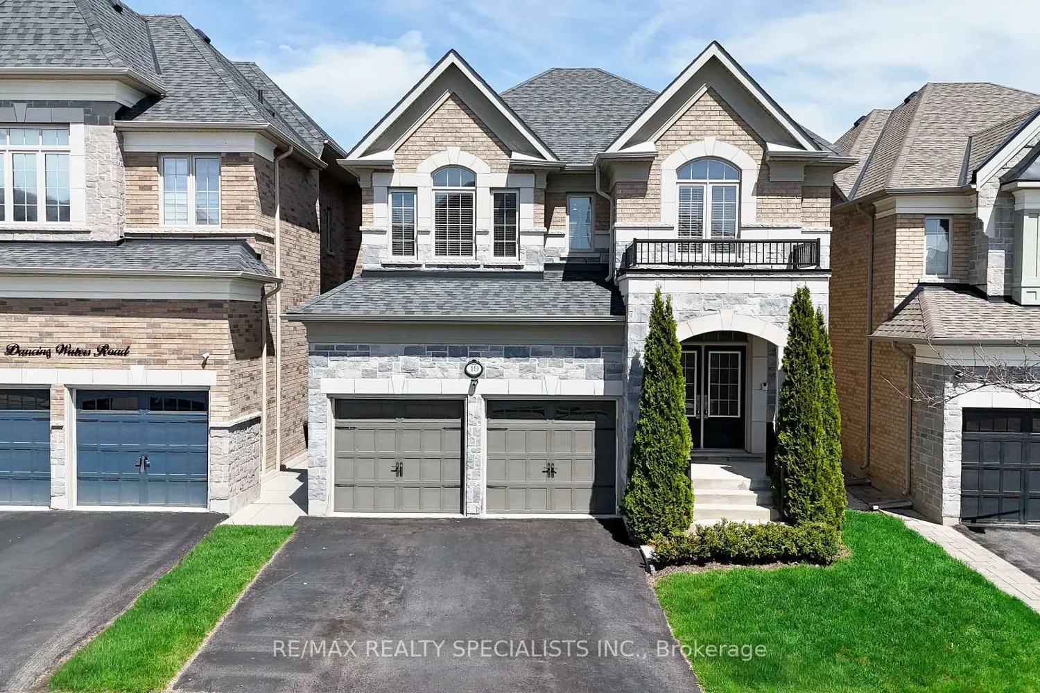 19 Dancing Waters Road