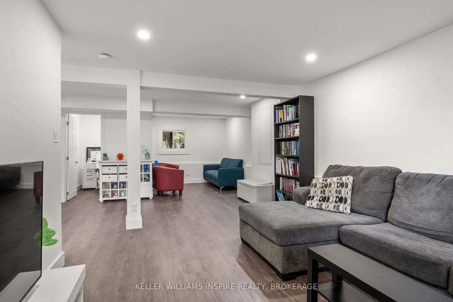 Additional image 12 of 1238 Carmil Boulevard