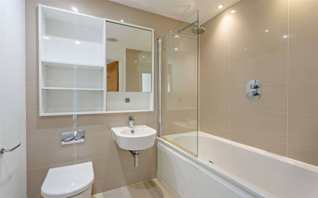 Additional image 24 of 3 bed flat to rentMarlowe House, Kingsley Walk, Cambridge CB5
