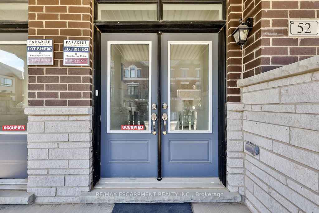 Additional image 2 of 52 Bonnington Drive, Brampton, ON, L7A 5M1