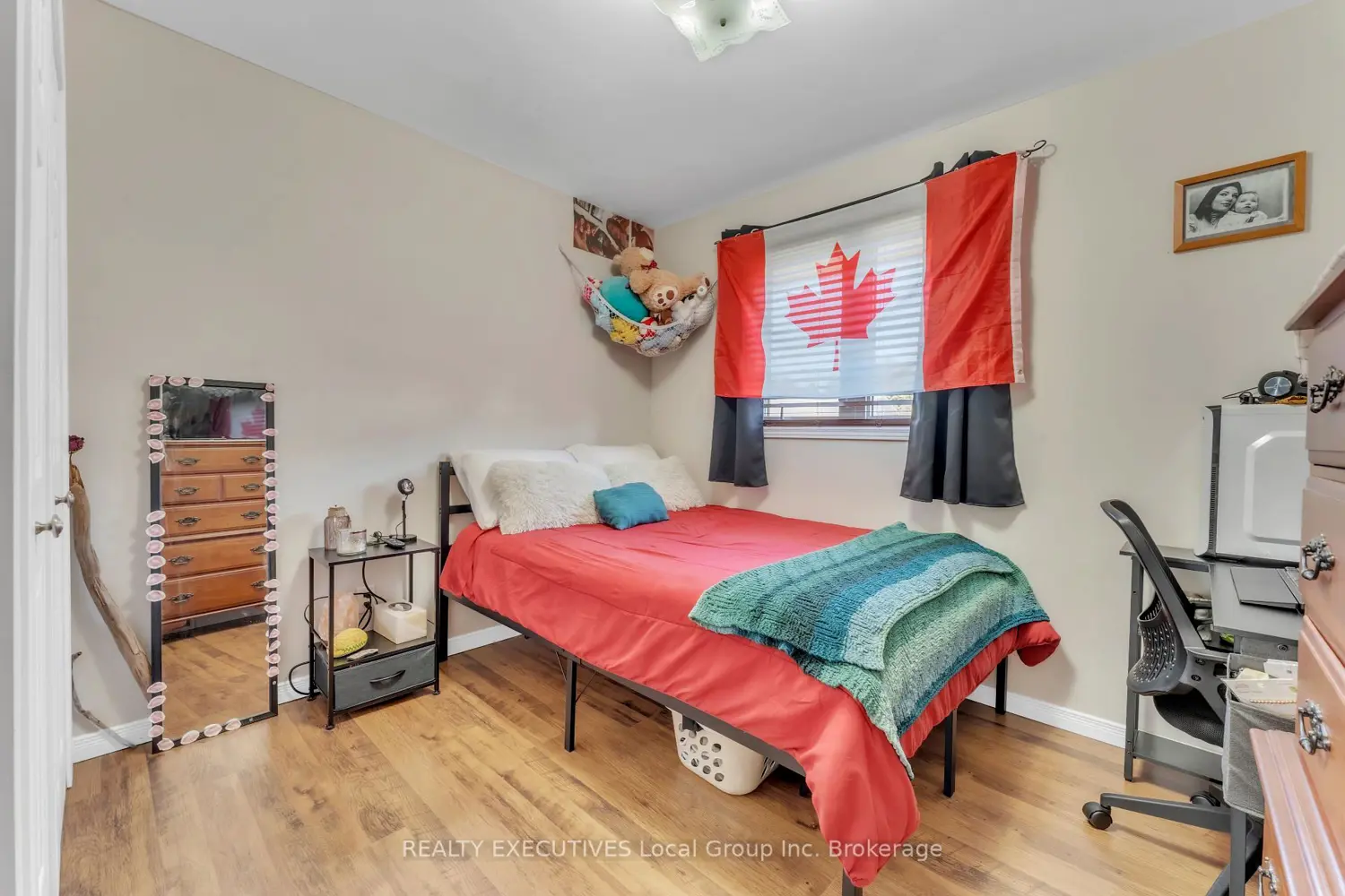 Additional image 6 of 498 Demers Street
