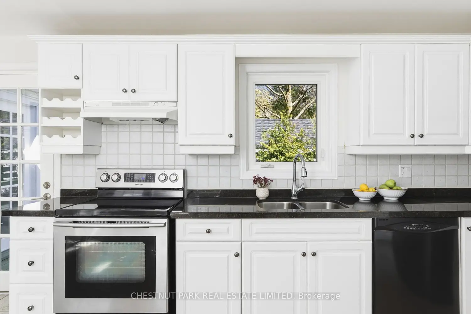 15589 Mclaughlin Road photo 4