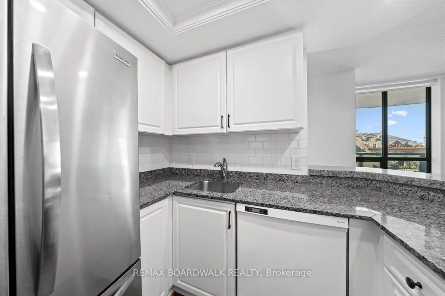 15 Murray Street 308 photo 4