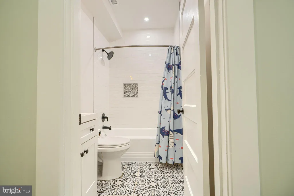 Additional image 27 of 4416 Roland Avenue, Baltimore, MD 21210