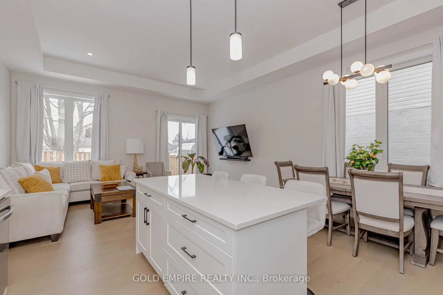 Additional image 7 of 7966 Fallon Drive 18
