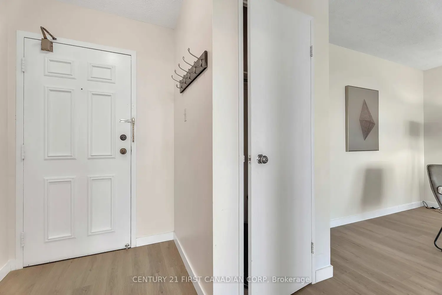Additional image 4 of 600 Grenfell Drive 1010