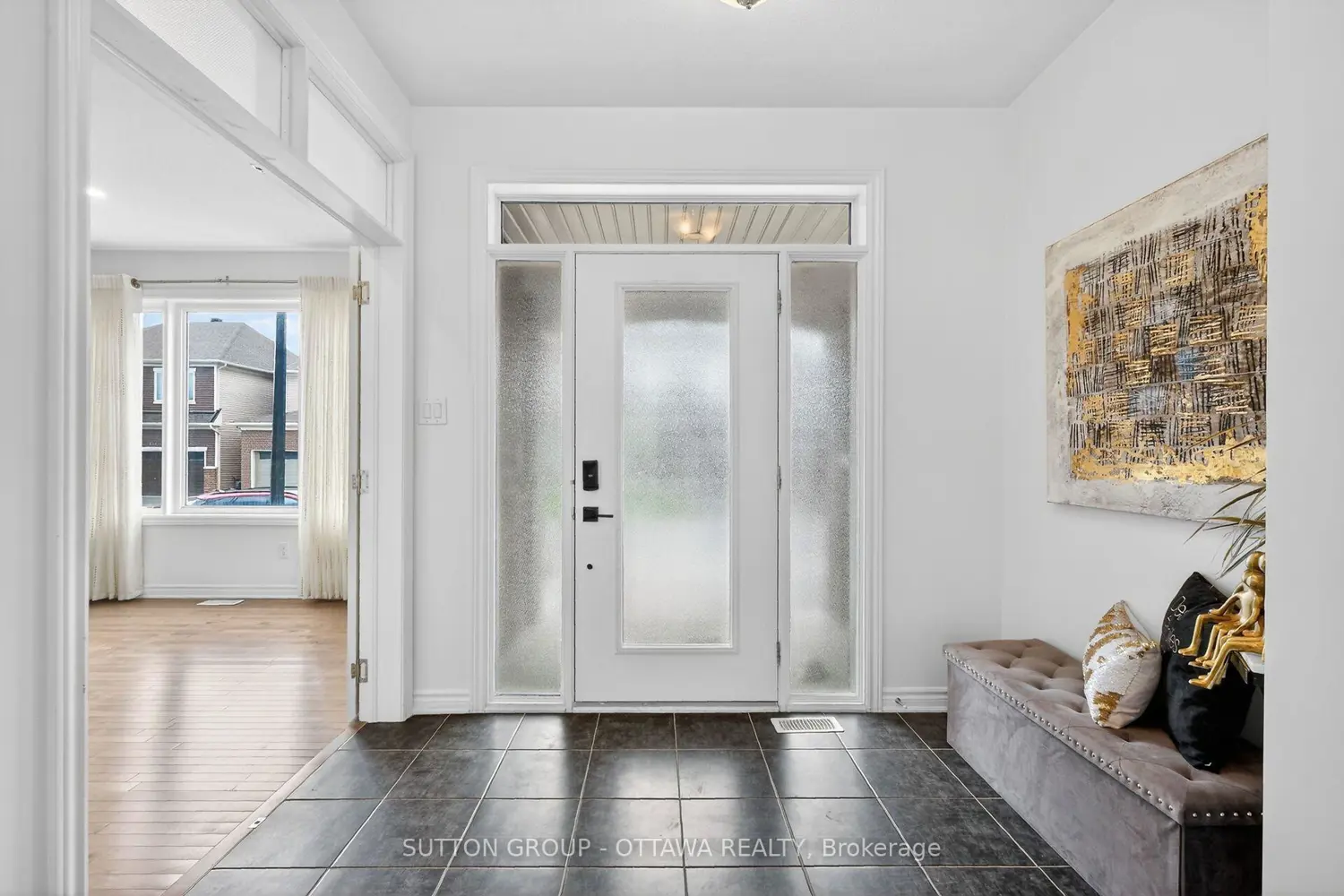 1011 Carden Lane photo 3