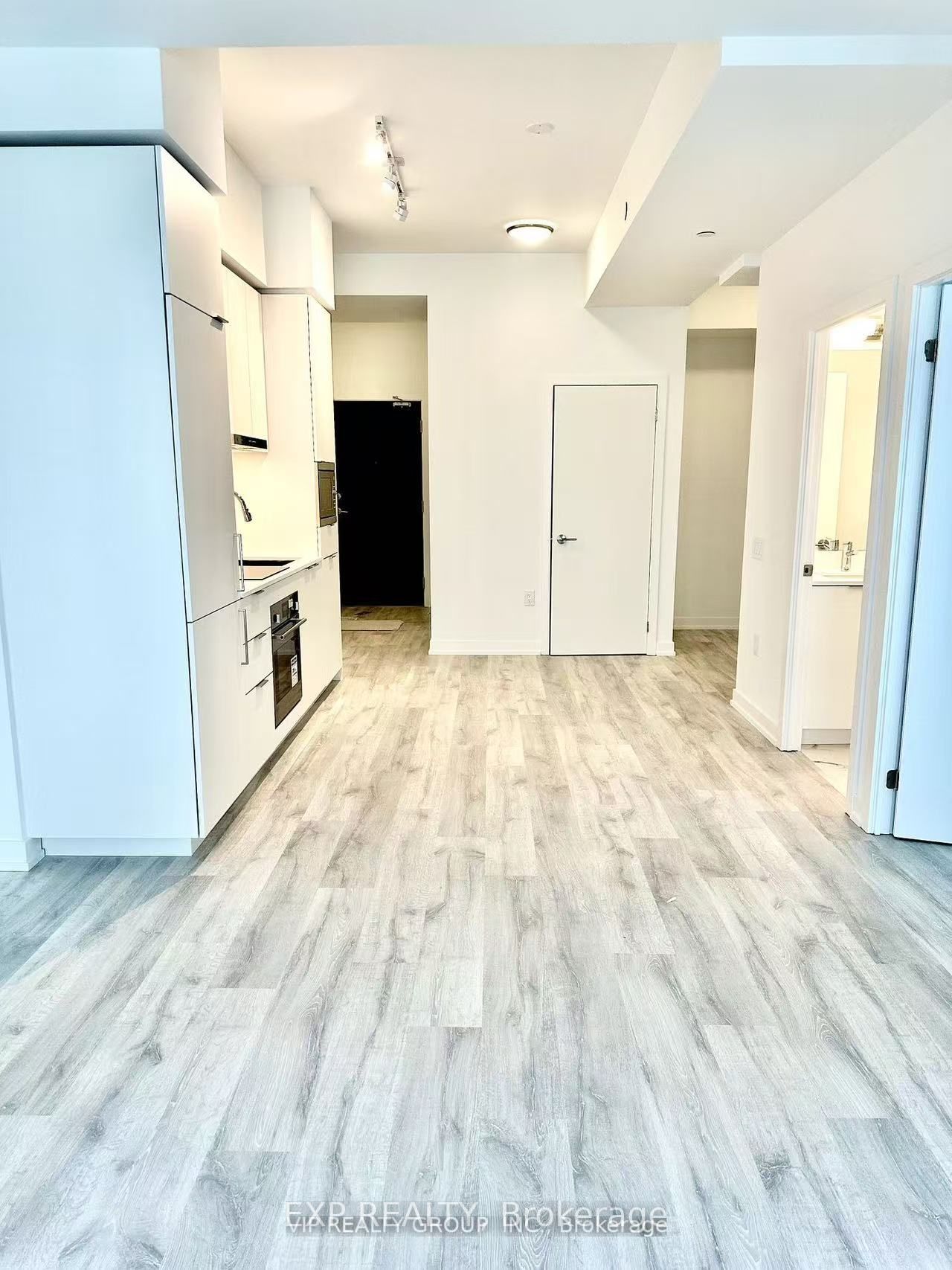 Additional image 4 of N638-7 Golden Lion Heights, Toronto, ON, M2M 0C1