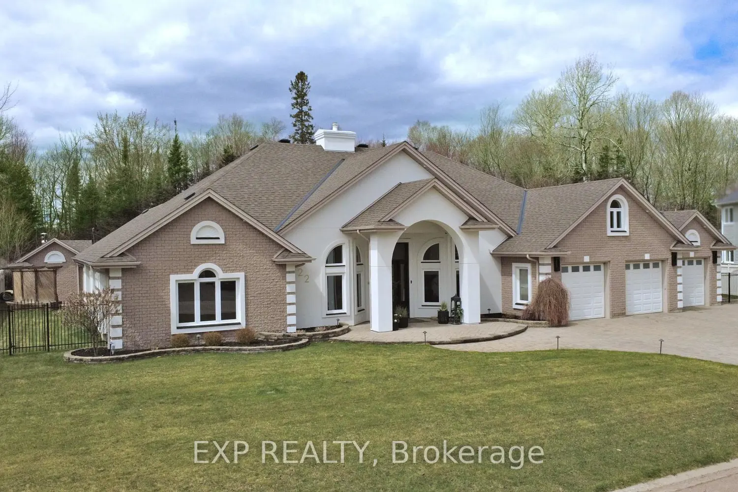 22 Melissa Crescent