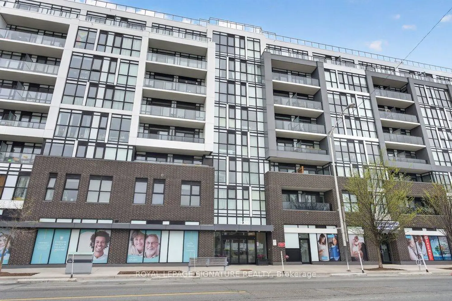 2301 Danforth Avenue 109 photo 2