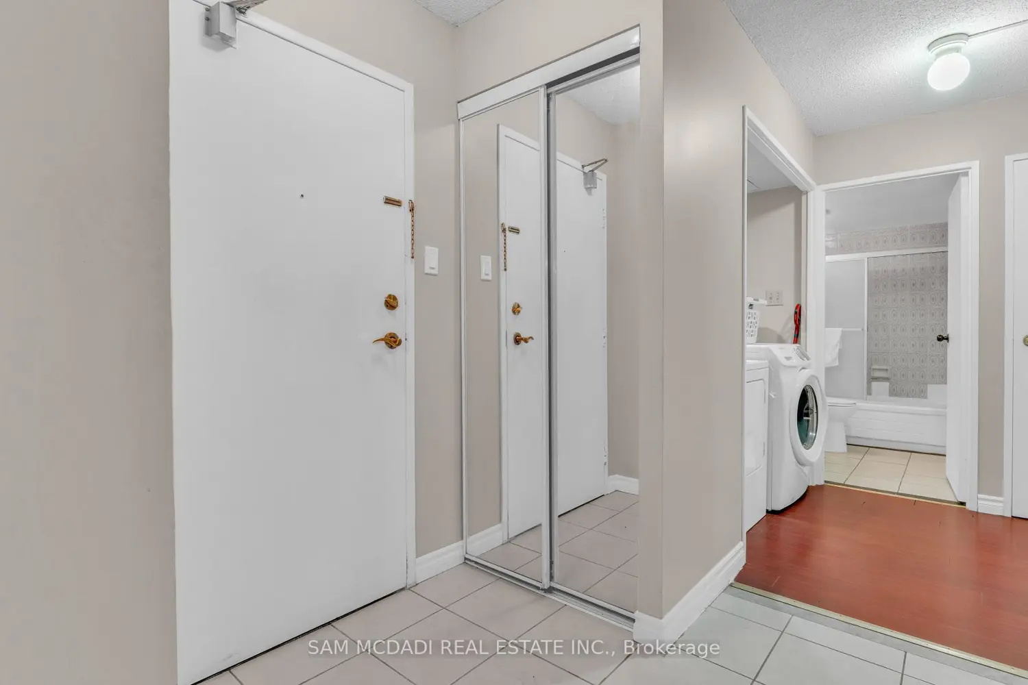 Additional image 2 of 3590 Kaneff Crescent 605
