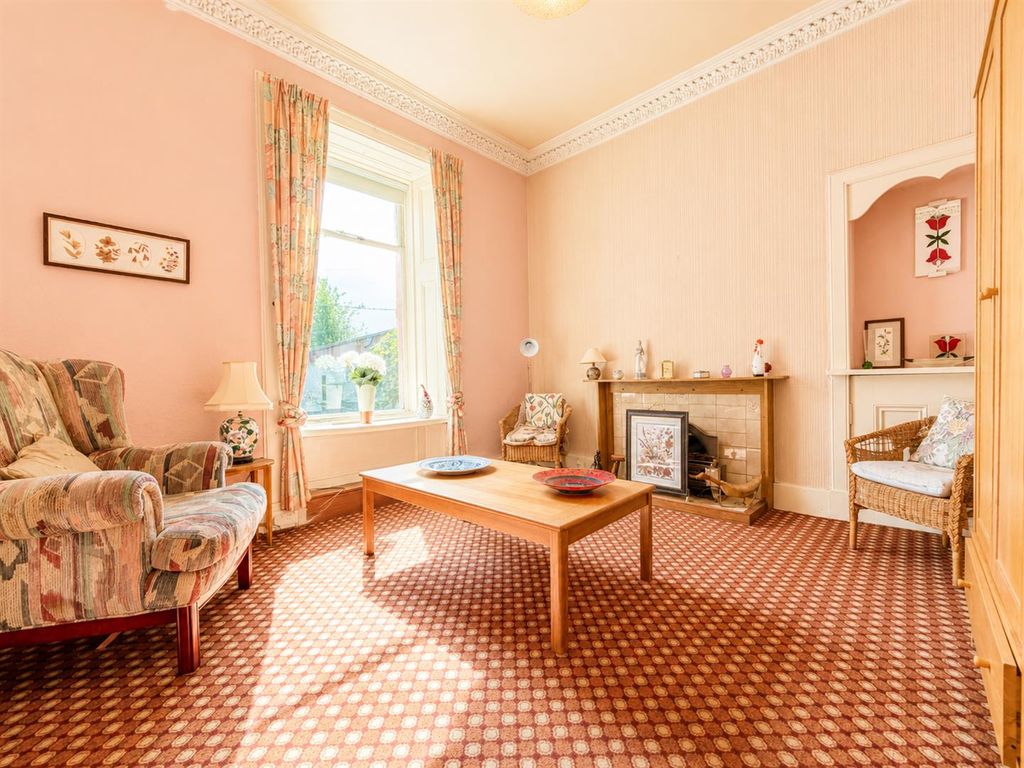 5 bed property for saleCroftbank Crescent, Uddingston, Glasgow G71 photo 5