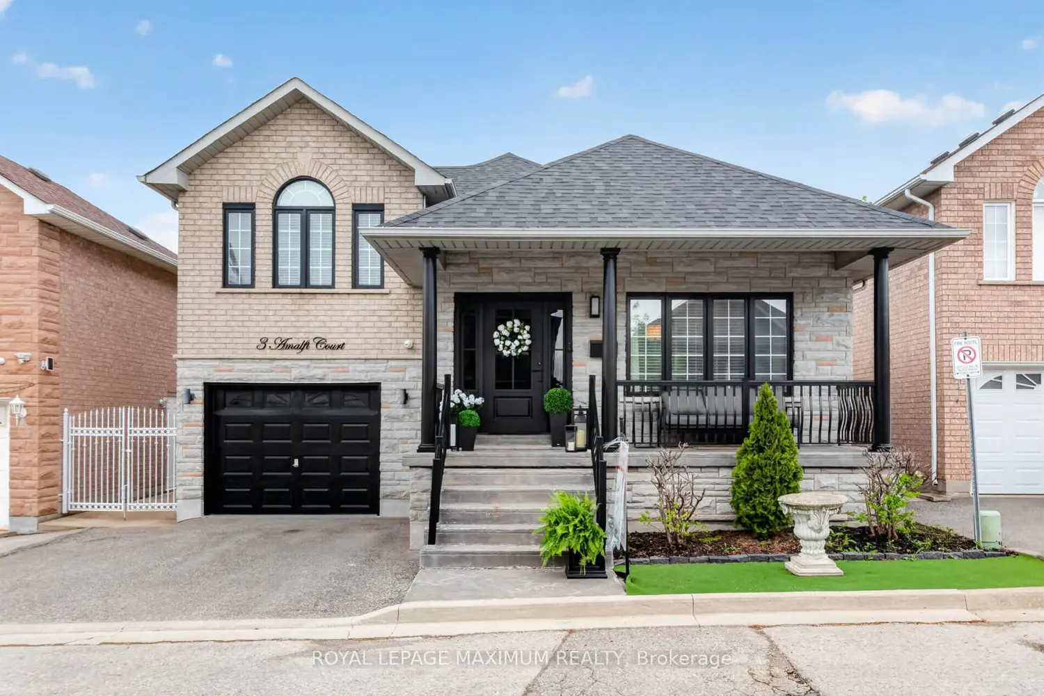 3 Amalfi Court