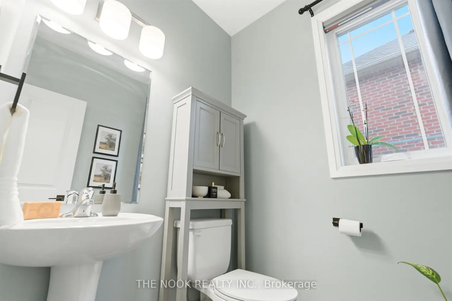42 Drummond Street photo 3