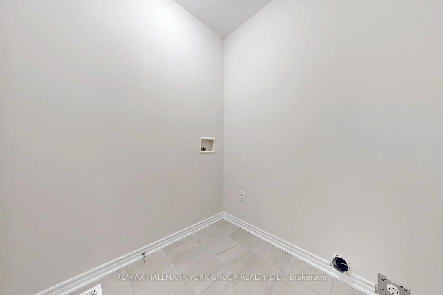 Additional image 7 of 2964 Monarch Drive