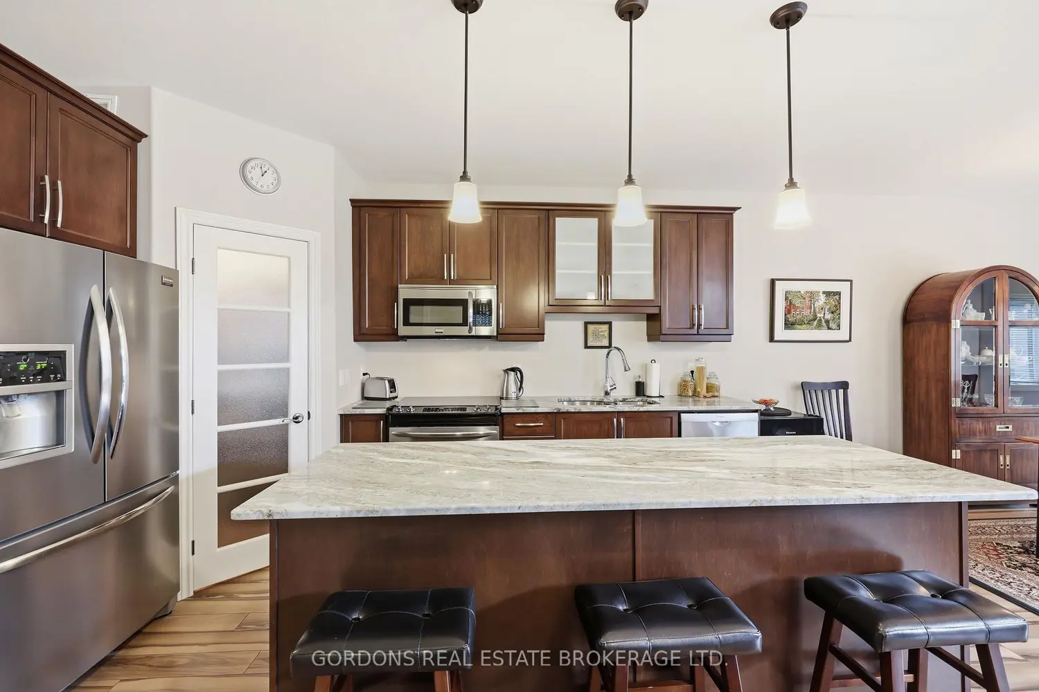 Additional image 9 of 1271 Crossfield Avenue
