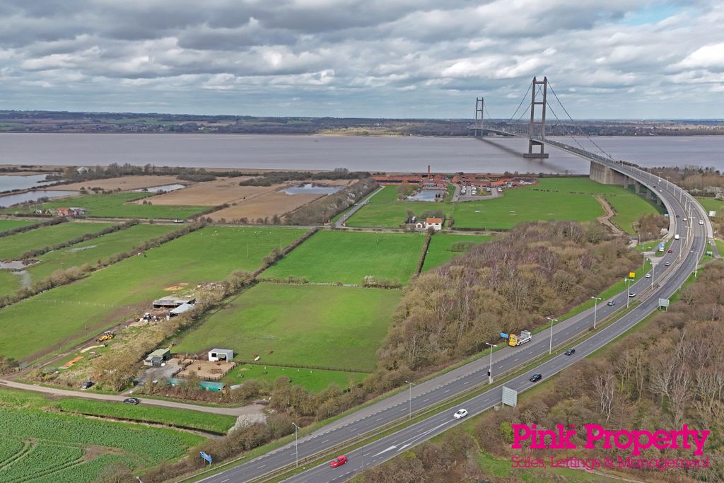 Additional image 3 of 2 bed terraced house to rentLapwing Way, Barton-Upon-Humber DN18