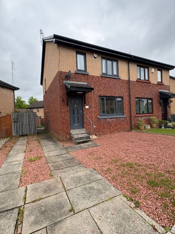 3 bed semi-detached house to rentThe Moorings, Paisley, Renfrewshire PA2