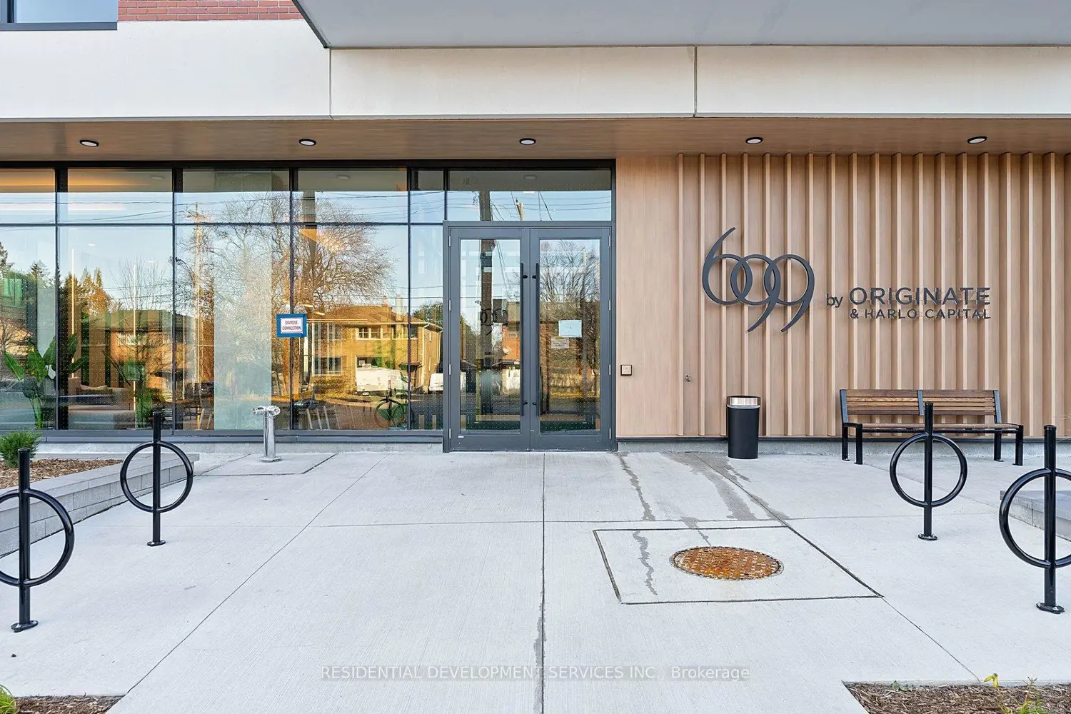699 Sheppard Avenue 1206 photo 2