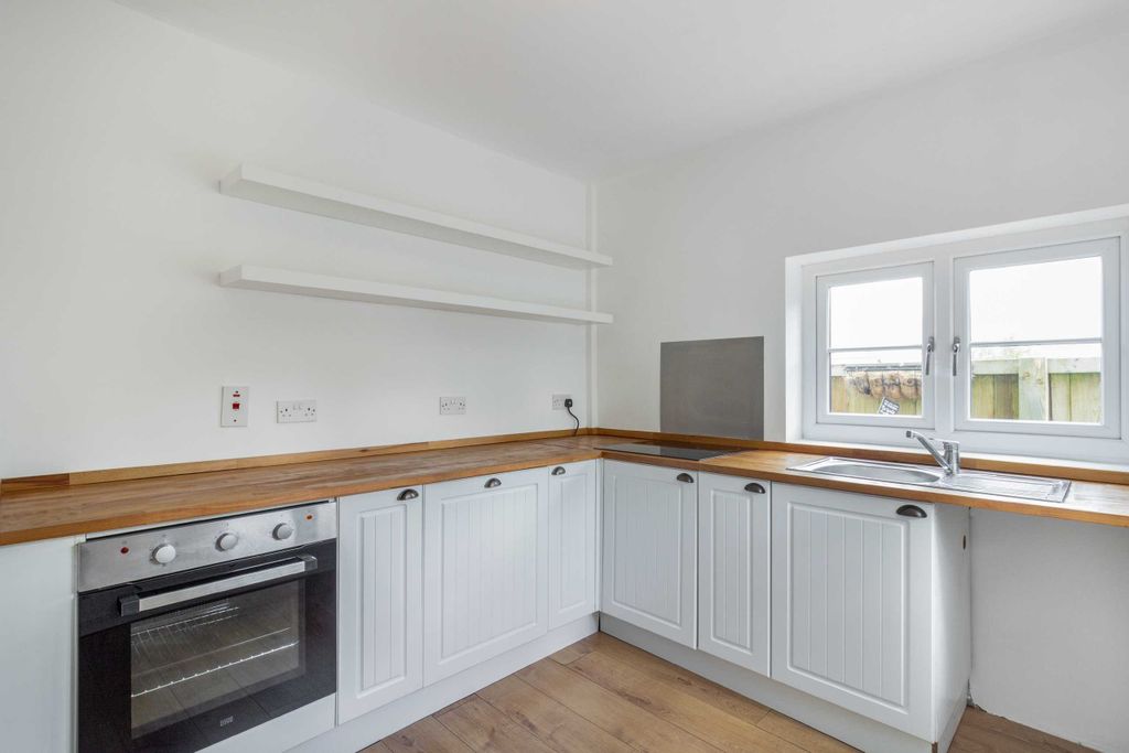 Additional image 8 of 3 bed terraced house to rentUsk, Monmouthshire NP15