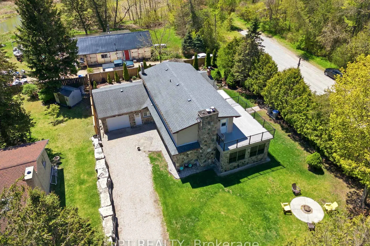Additional image 2 of 9996 Huron Street