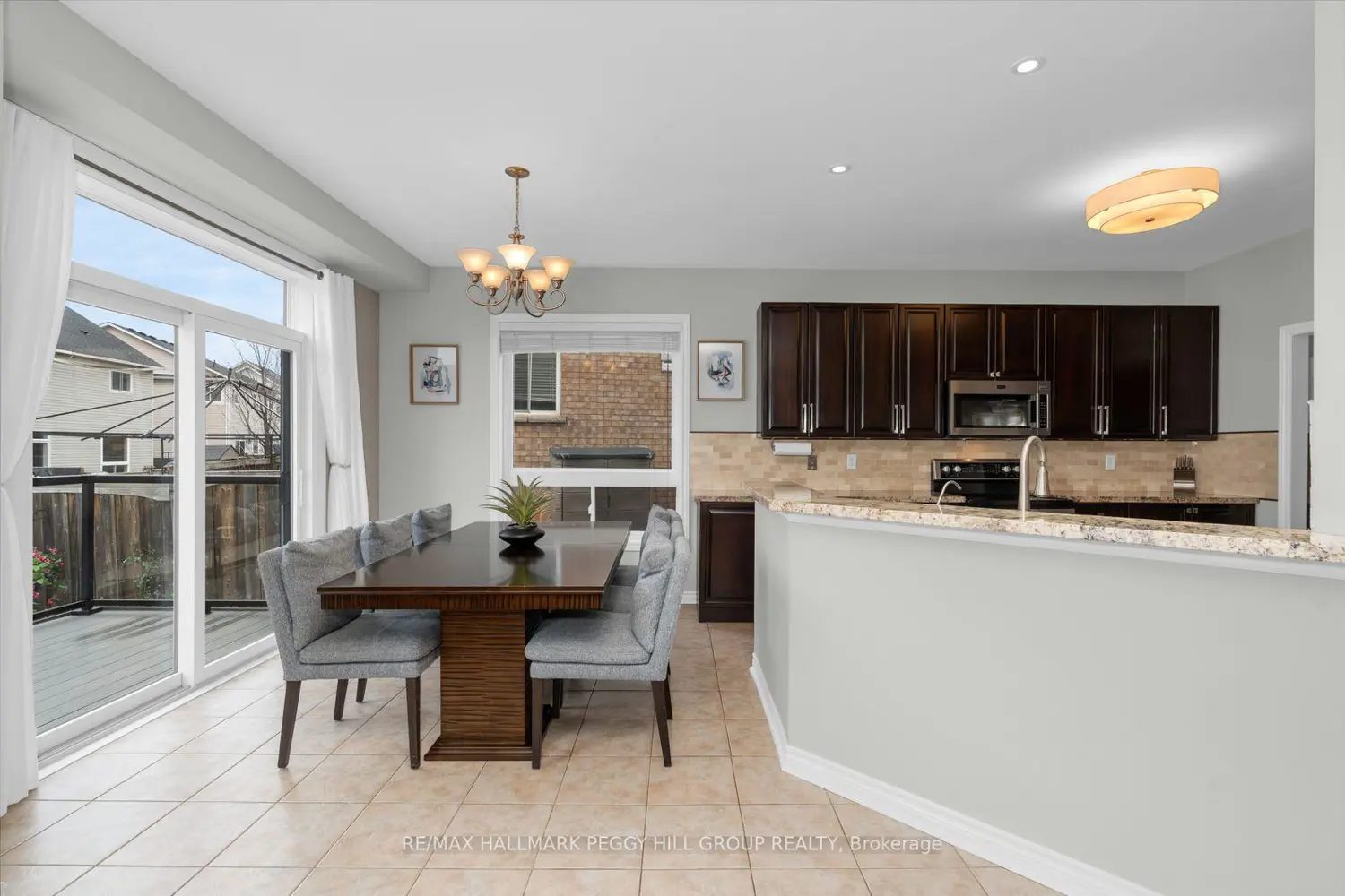 Additional image 7 of 20 The Queensway