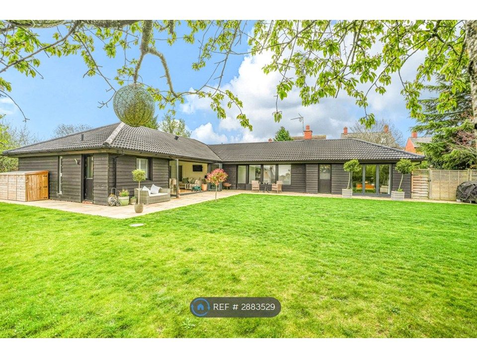 4 bed detached house to rentLondon Road, Towcester NN12
