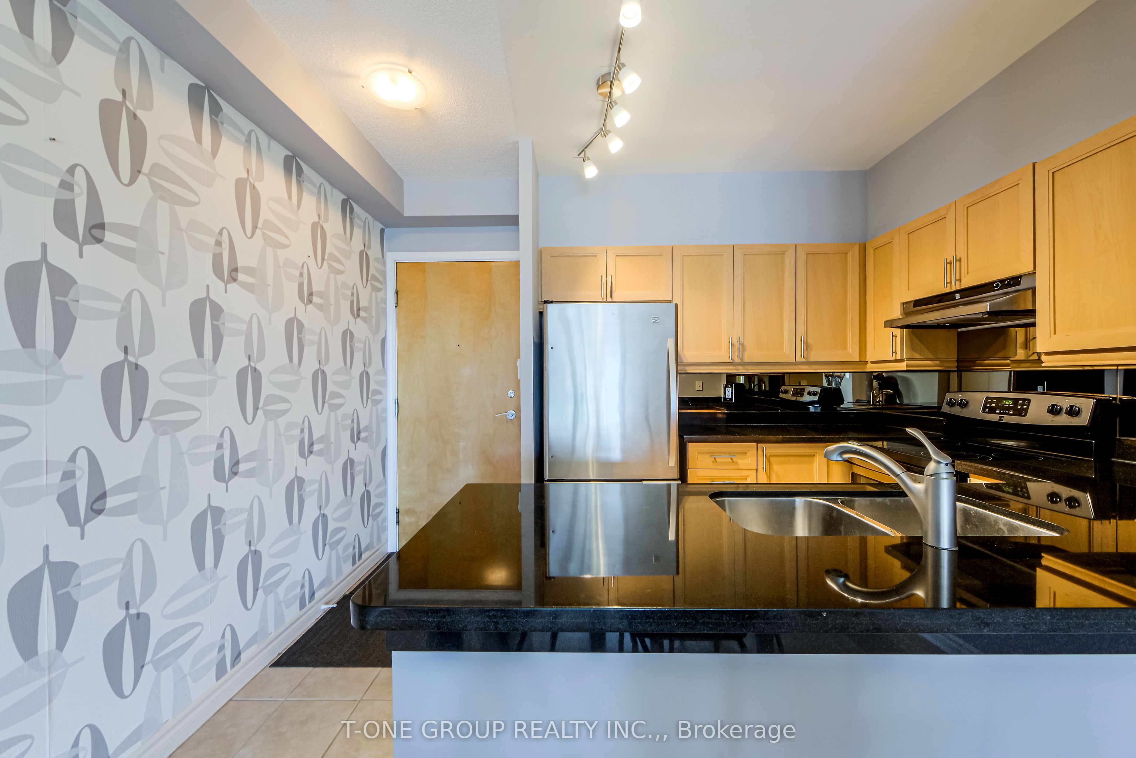Additional image 3 of 1031-600 Queens Quay W, Toronto, ON, M5V 3M3