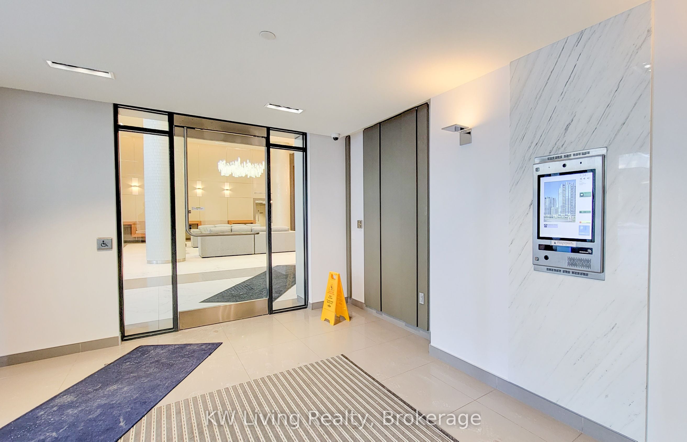 Additional image 2 of 613-85 Oneida Crescent, Richmond Hill, ON, L4B 0A6