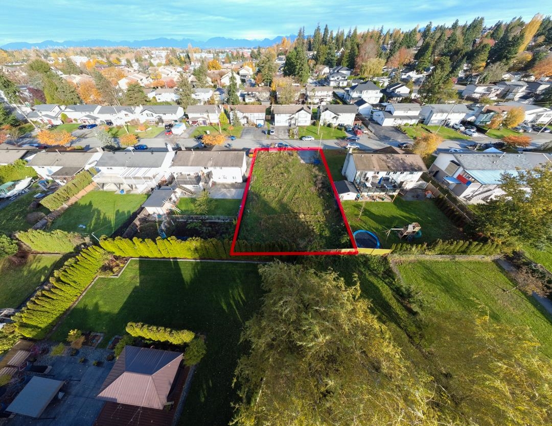 Additional image 3 of 17884 57a Avenue, Surrey, BC, V3S 1J4