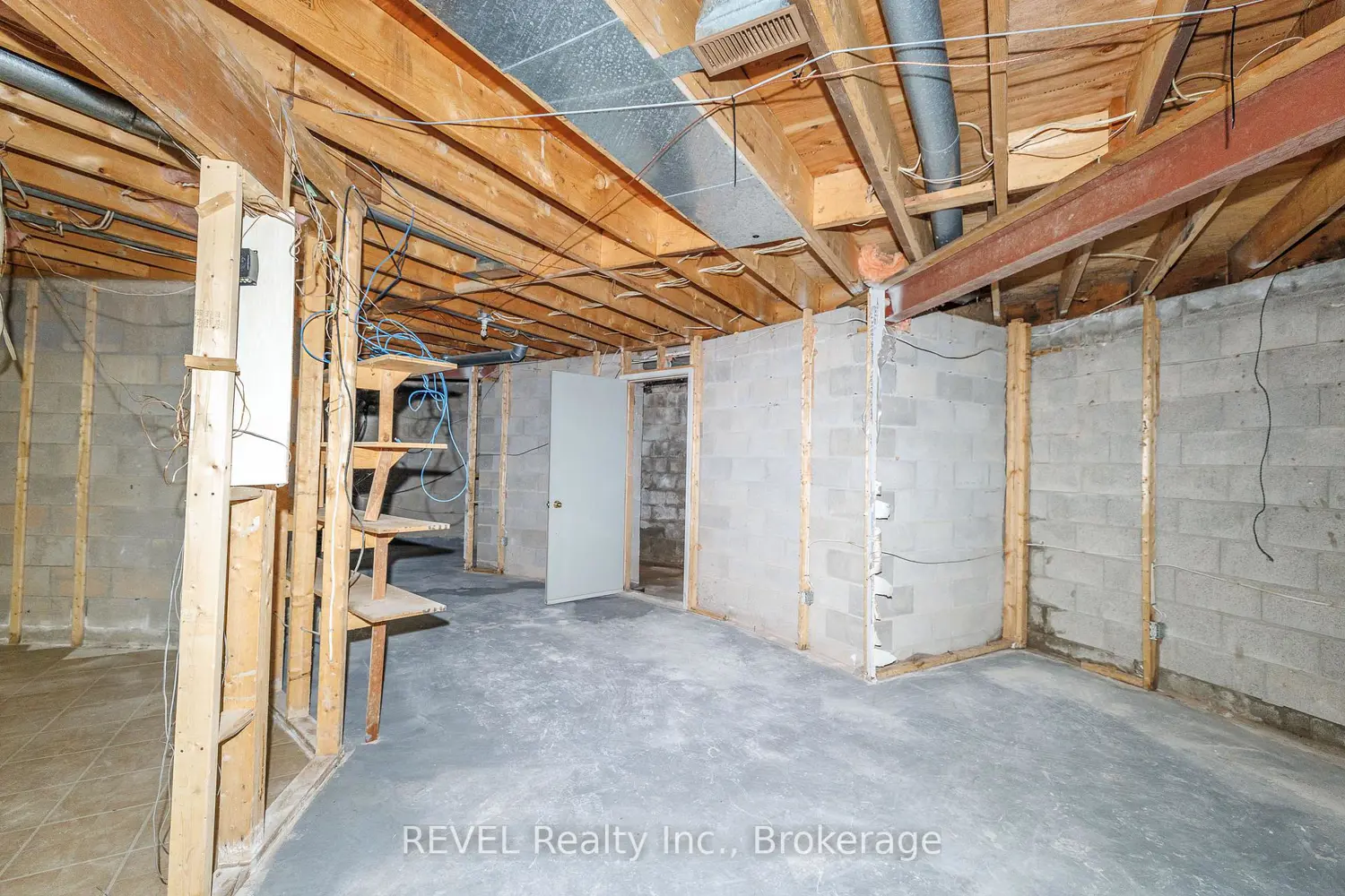 Additional image 13 of 9572 Sodom Road