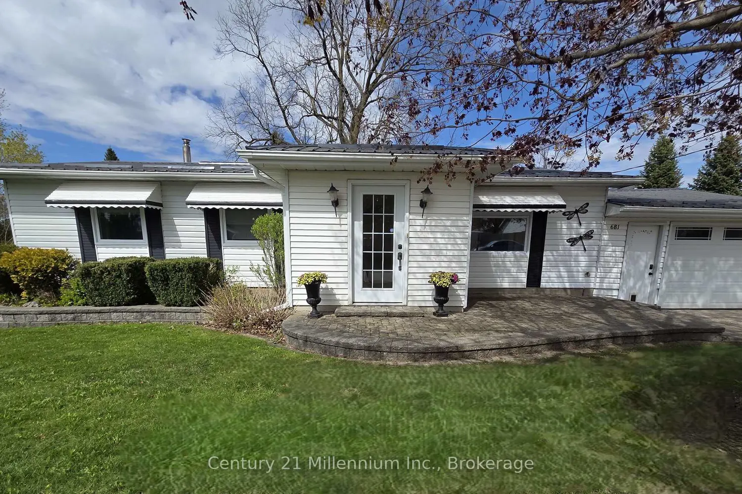 681 Wheeler Street photo 2