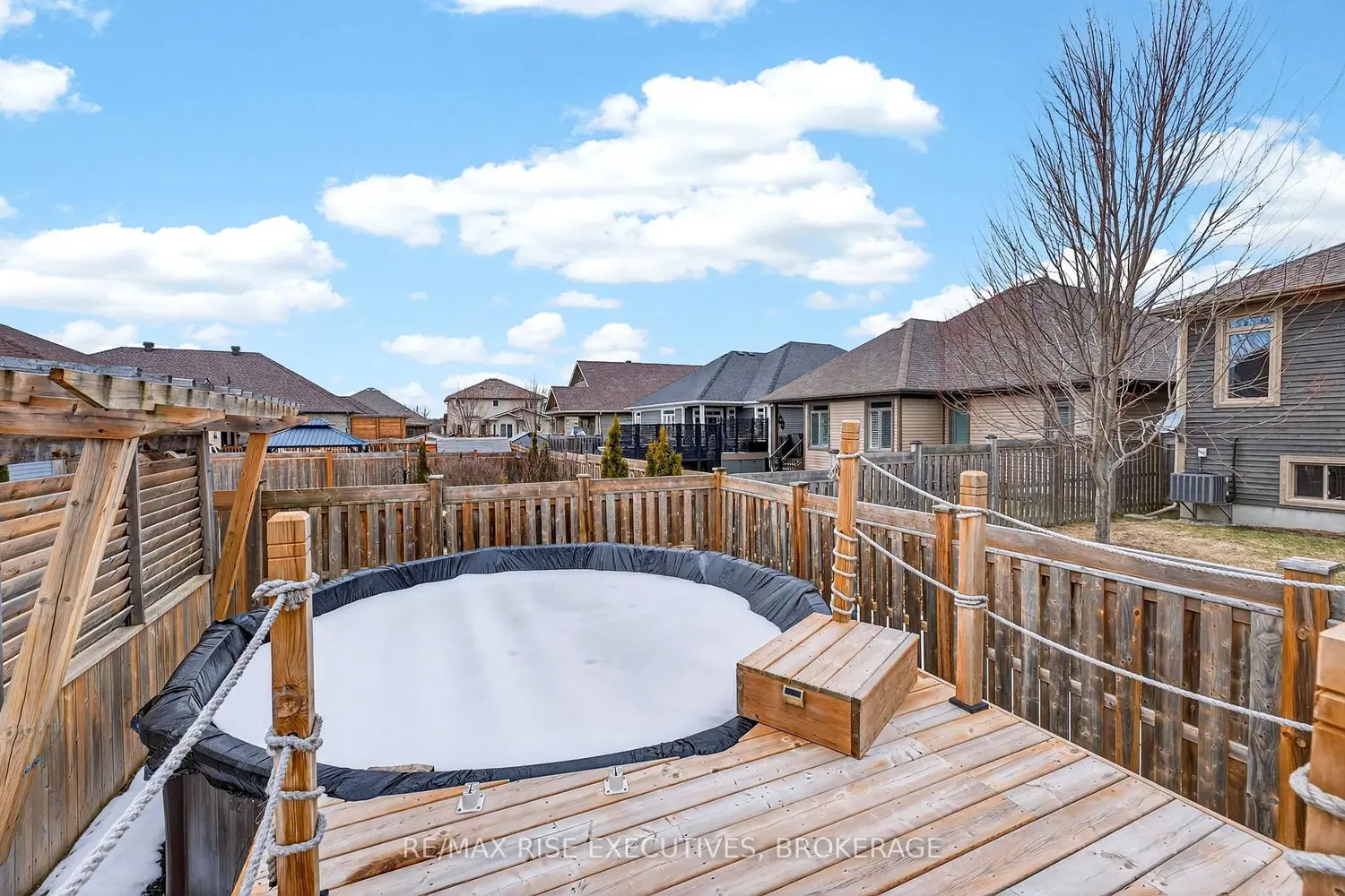 Additional image 17 of 700 Stonehenge Street