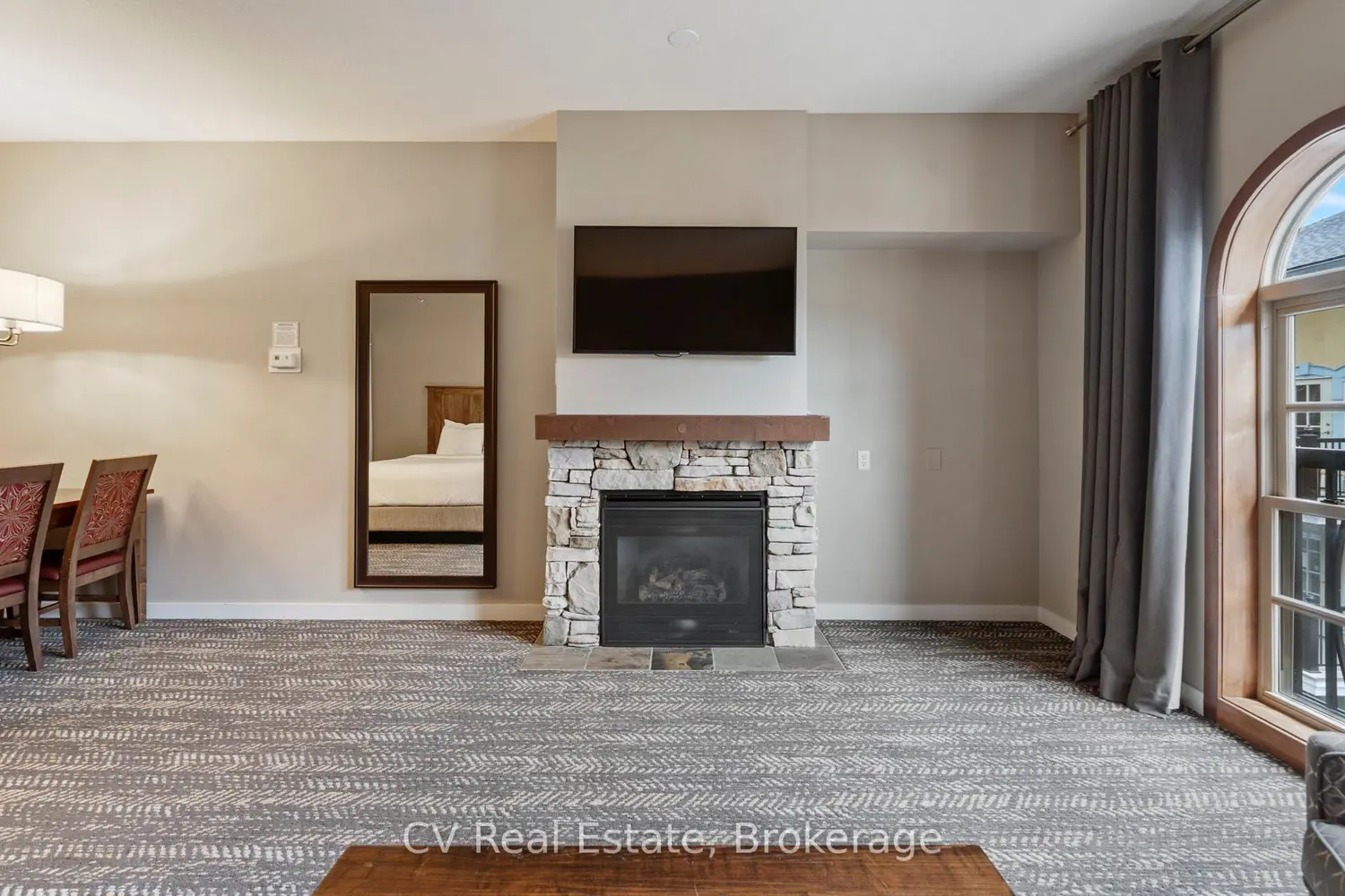 Additional image 16 of 156 Jozo Weider Boulevard 465