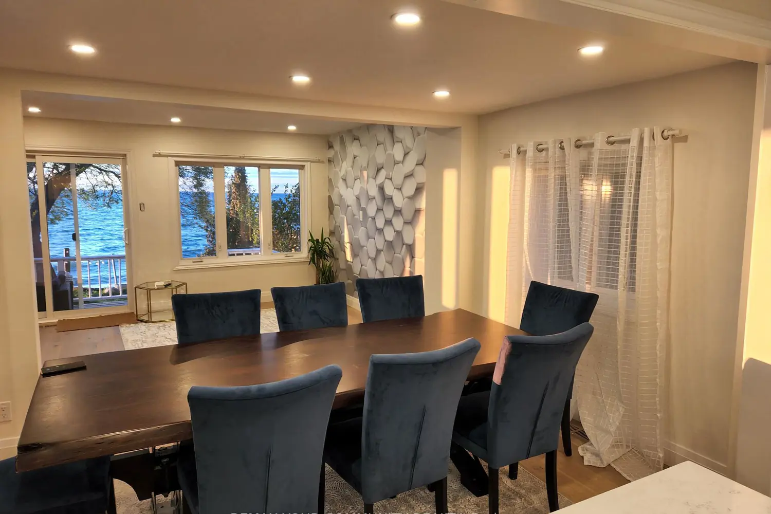 228 Lake Drive photo 2