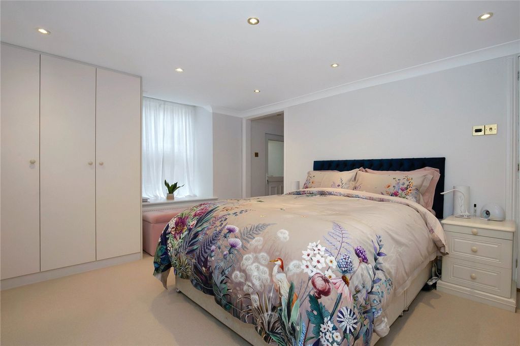Additional image 6 of 3 bed flat for saleWindsor Terrace, Clifton, Bristol BS8
