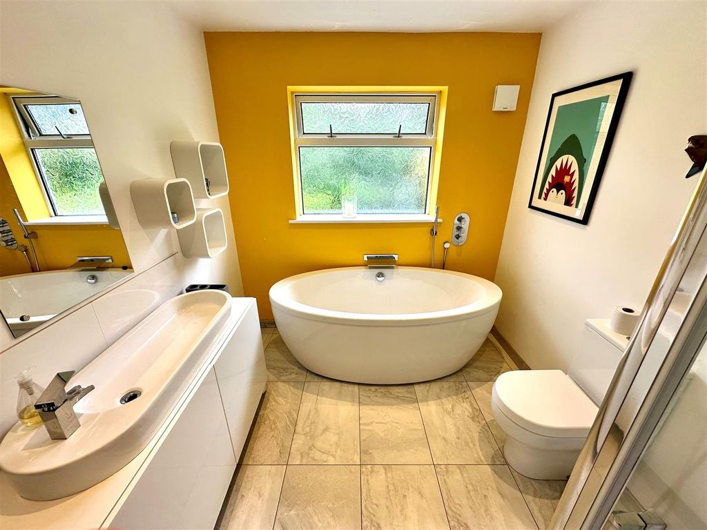 Additional image 16 of 4 bed detached house to rentTorton Hill Road, Arundel BN18