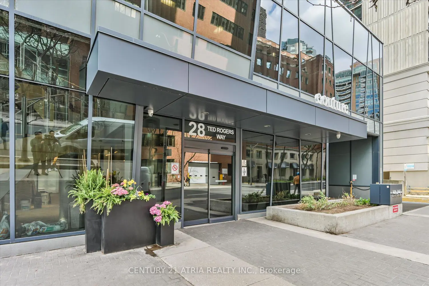 28 Ted Rogers Way 1907 photo 2