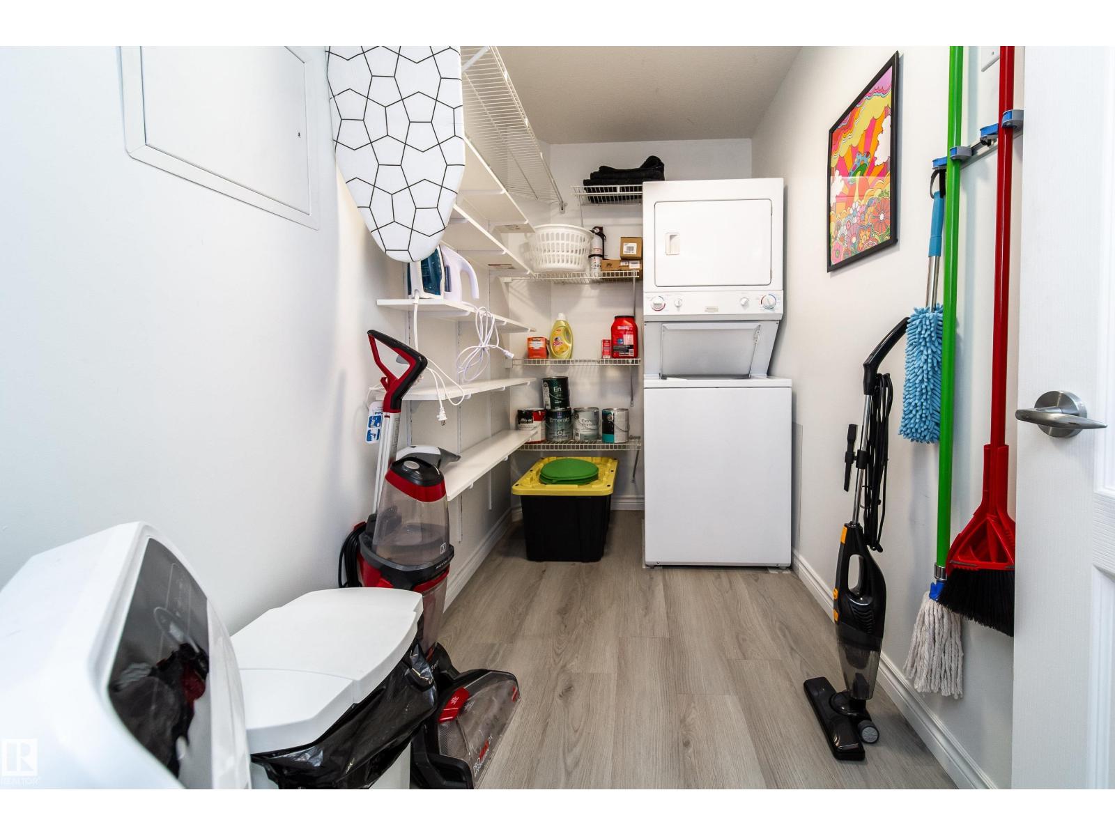 Additional image 3 of 303-9938 104 Street NW, Edmonton, AB, T5K2X7