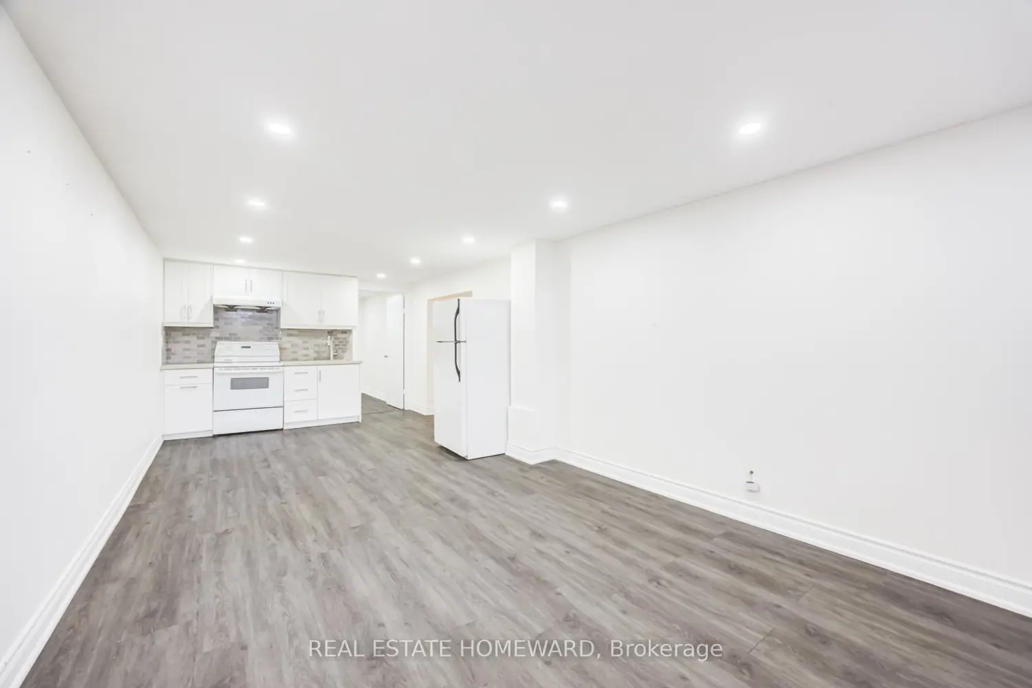 Additional image 10 of 783 Dodsworth Crescent