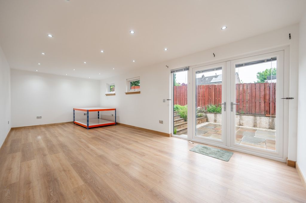 Additional image 15 of 3 bed semi-detached house to rentLambie Crescent, Newton Mearns, East Renfrewshire G77