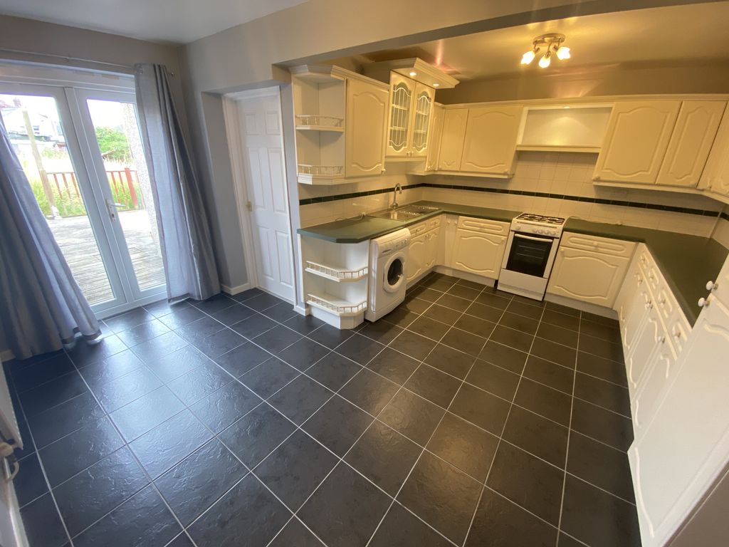 Additional image 2 of 3 bed terraced house to rentBank Street, Newport NP19