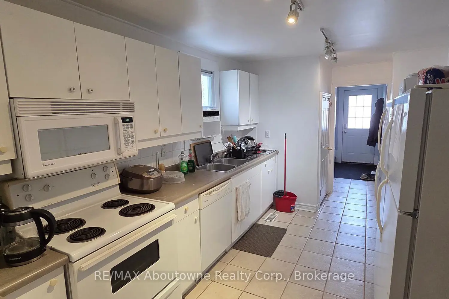 Additional image 5 of 157 Ward Avenue