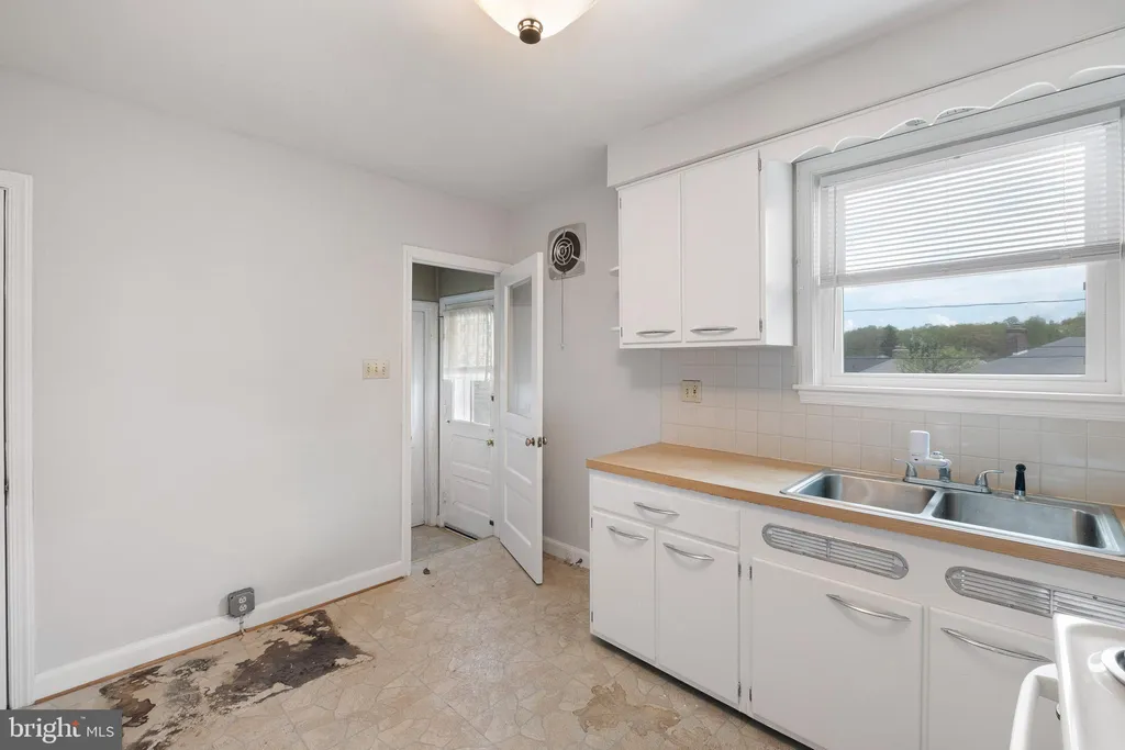 Additional image 9 of 1405 Marsh Road, Talleyville, DE 19803