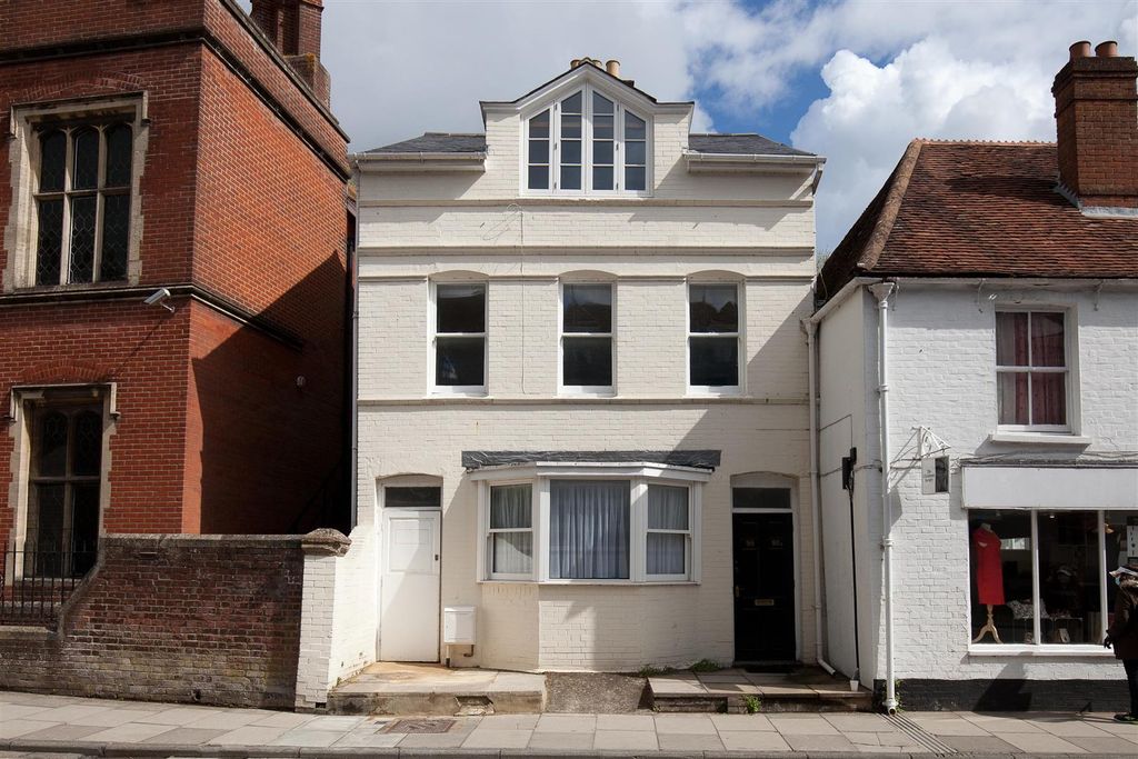 3 bed flat to rentCrane Street, Salisbury SP1
