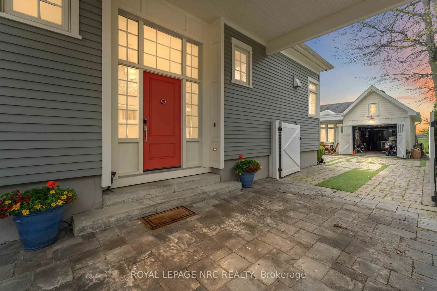 20 Shakespeare Avenue photo 2