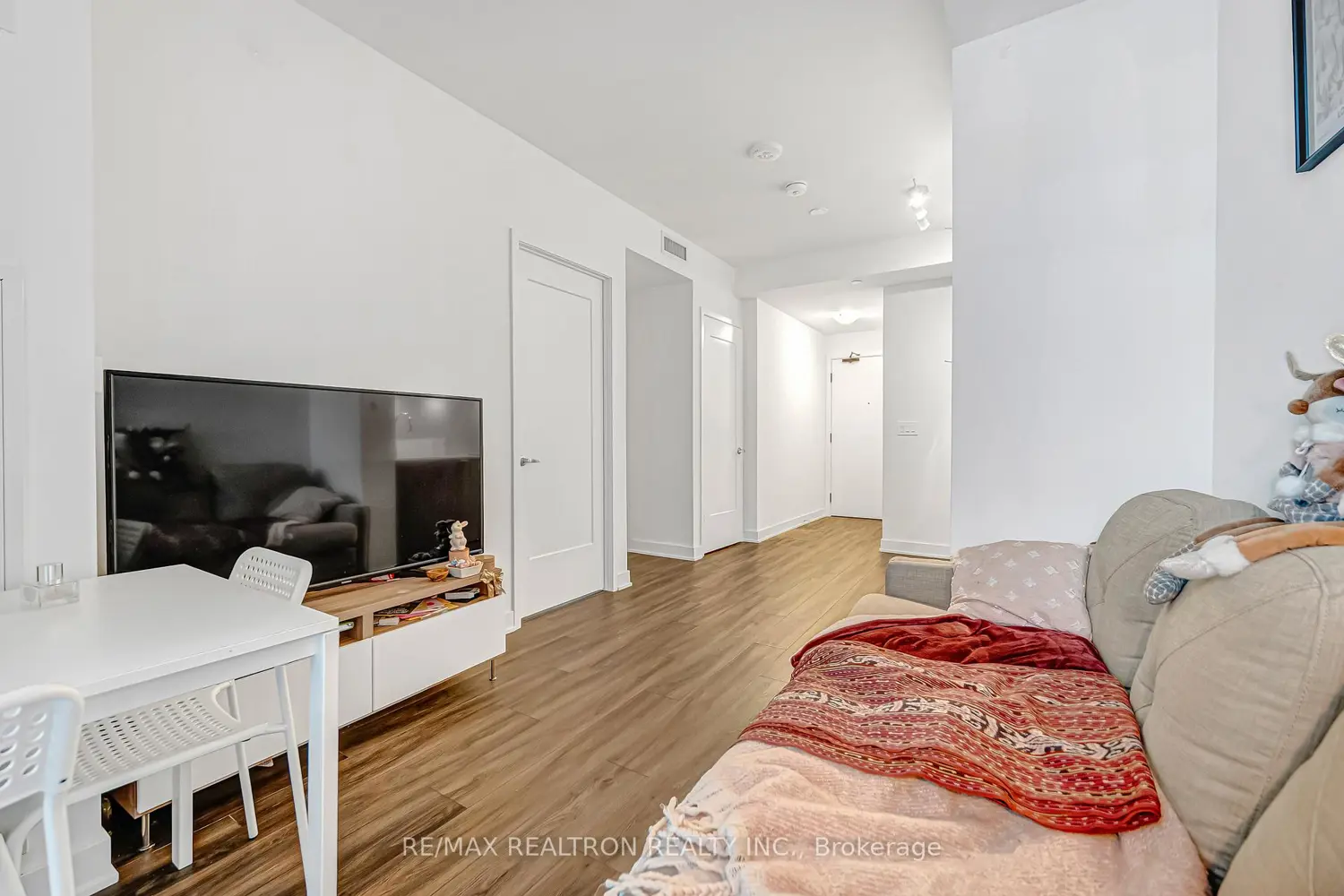 Additional image 5 of 135 Lower Sherbourne Street 1439