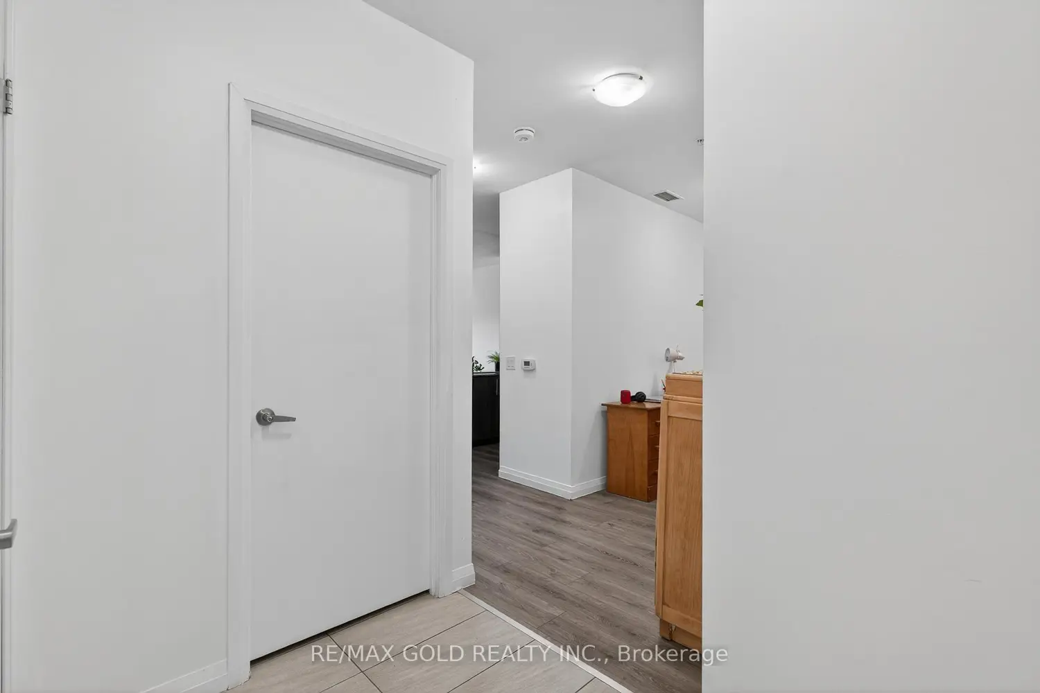 Additional image 9 of 104 Garment Street 1010