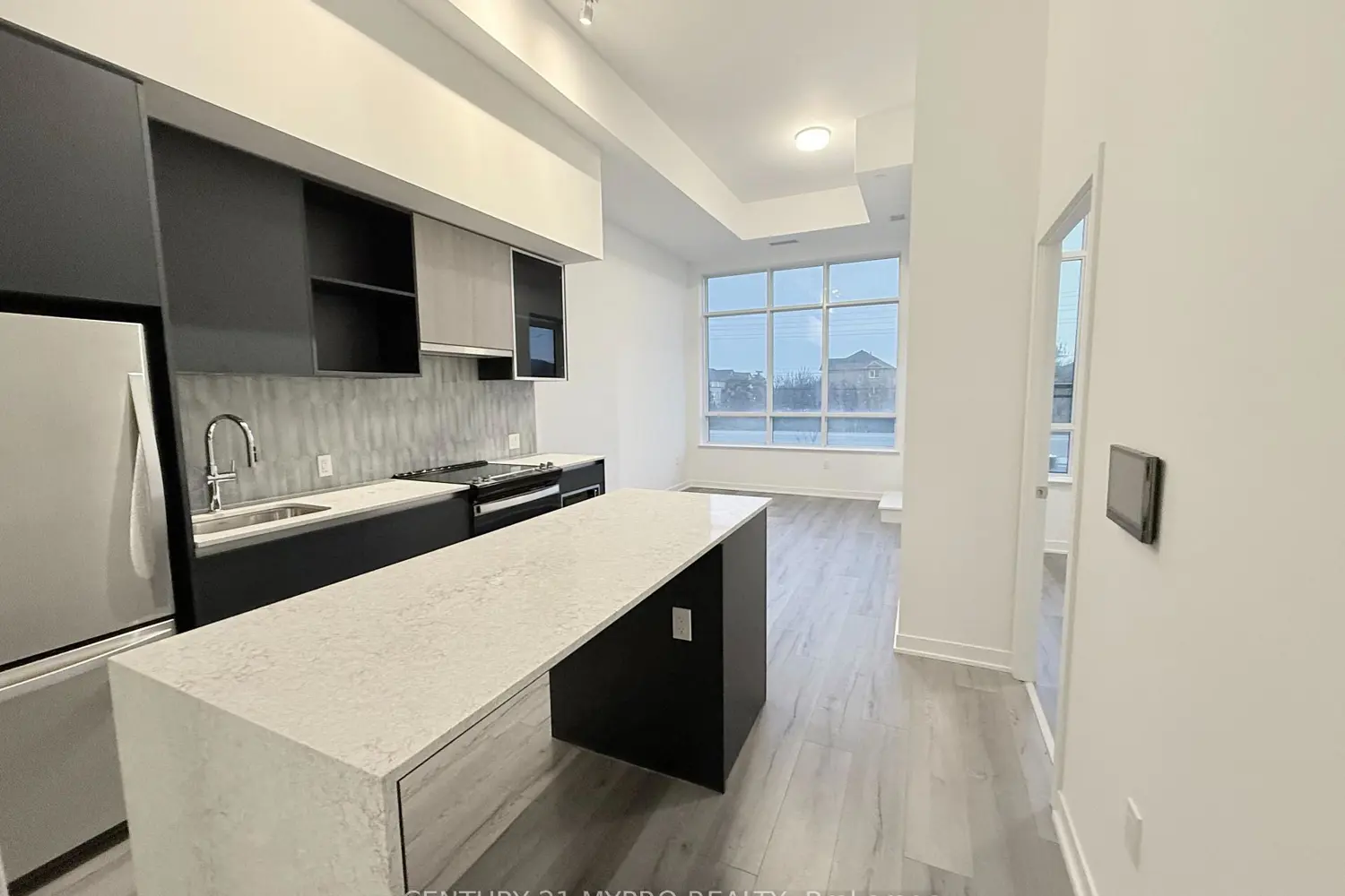 Additional image 3 of 395 Dundas Street 115